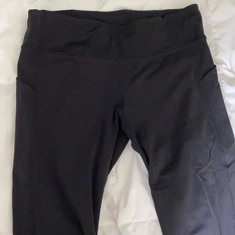 Lululemon inspire crop black. Size 10.